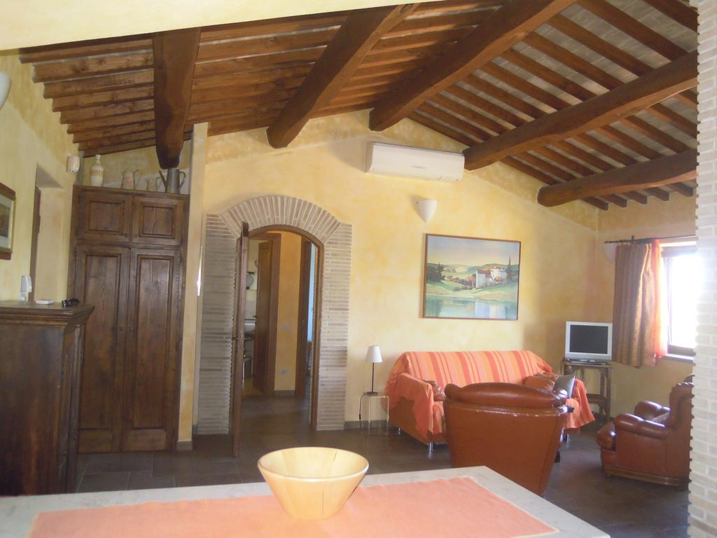 Casa Vacanze Vigna Di Valle Bracciano  Habitación foto