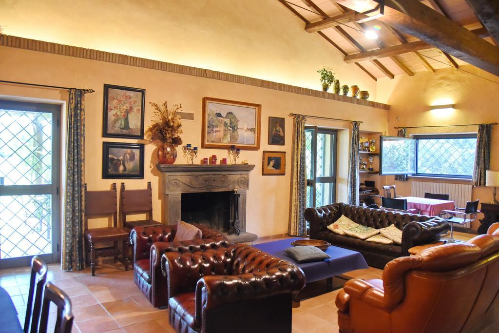 Casa Vacanze Vigna Di Valle Bracciano  Habitación foto
