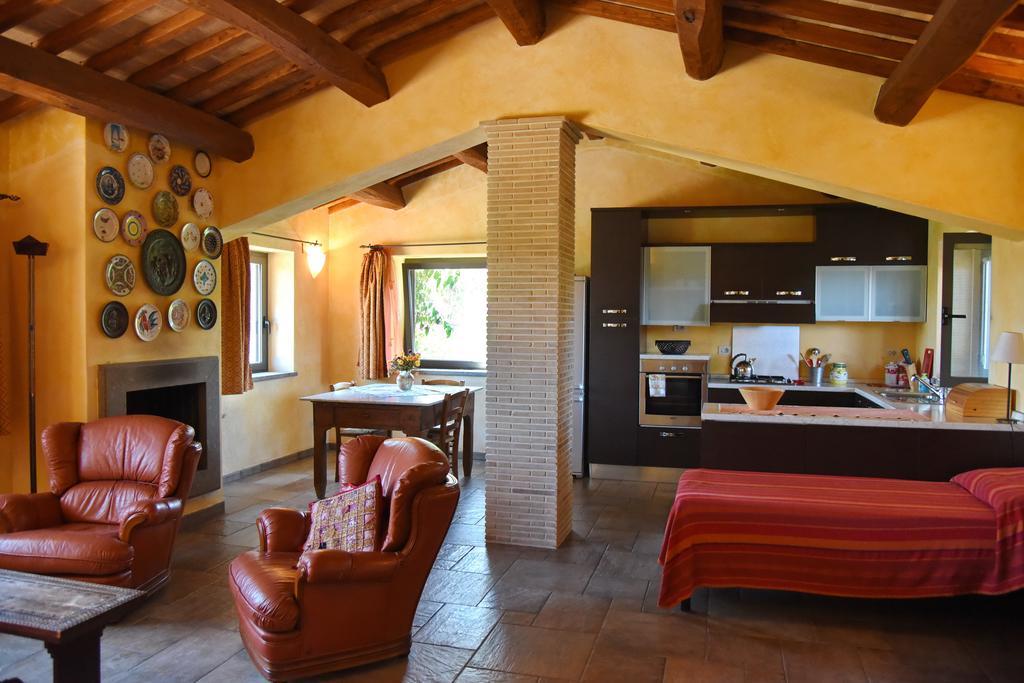 Casa Vacanze Vigna Di Valle Bracciano  Habitación foto