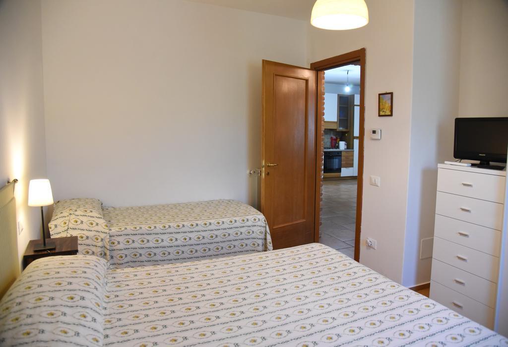 Casa Vacanze Vigna Di Valle Bracciano  Habitación foto