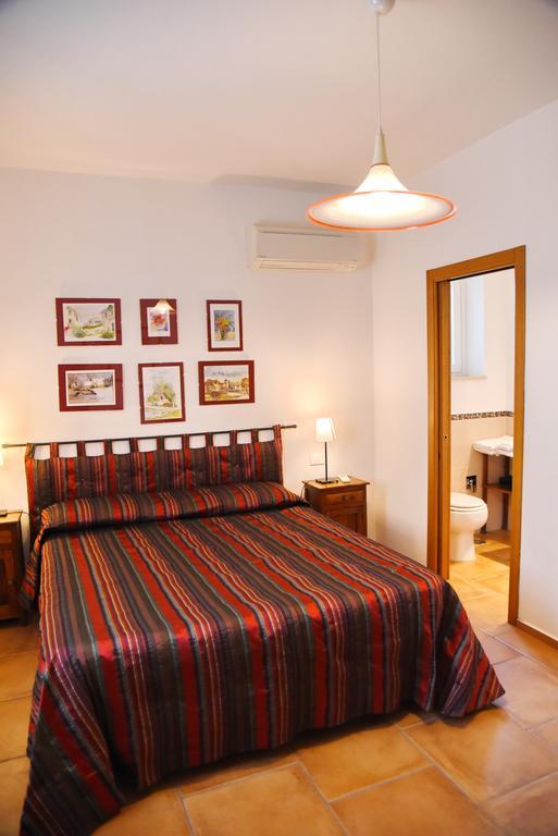 Casa Vacanze Vigna Di Valle Bracciano  Habitación foto