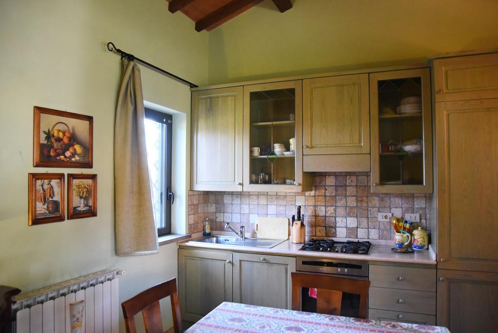 Casa Vacanze Vigna Di Valle Bracciano  Habitación foto
