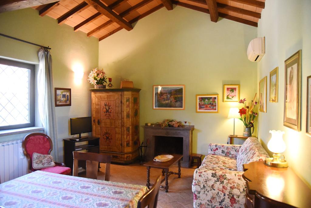 Casa Vacanze Vigna Di Valle Bracciano  Habitación foto